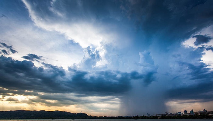 梦见暴风雨即将来临是什么意思