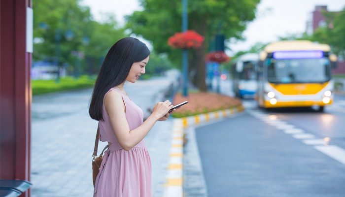 女人梦见等车迟迟不来