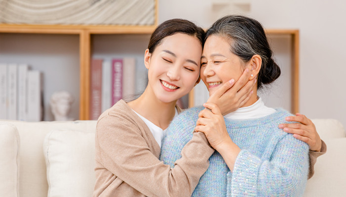 女人梦见妈妈去上学