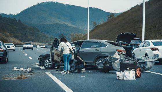 做梦梦到出车祸了人没事意味着啥